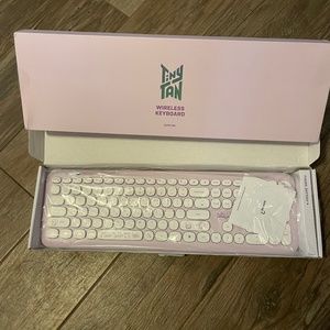 TinyTan Wireless Keyboard